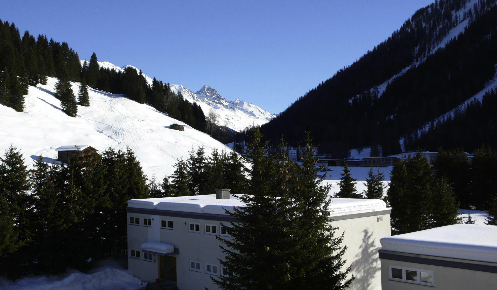 Private Holiday Homes By Solaria Davos Exterior photo